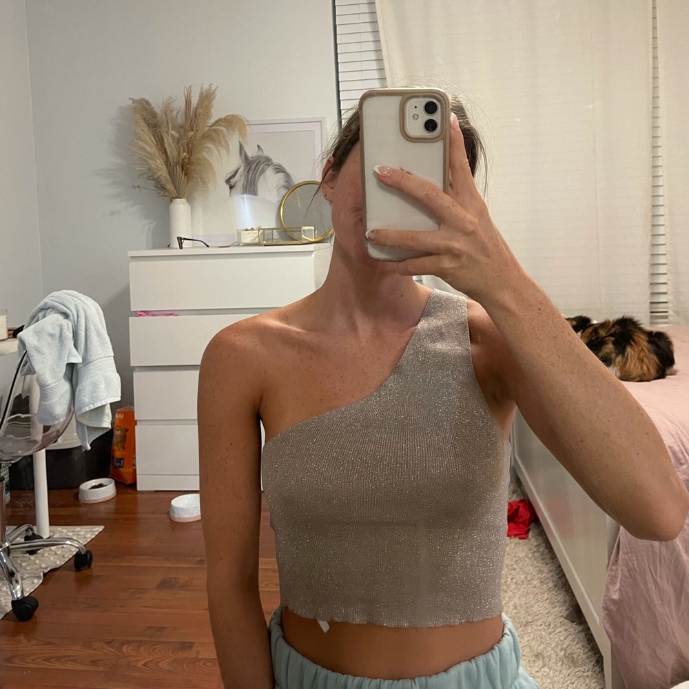 Verge girl one shoulder glitter top